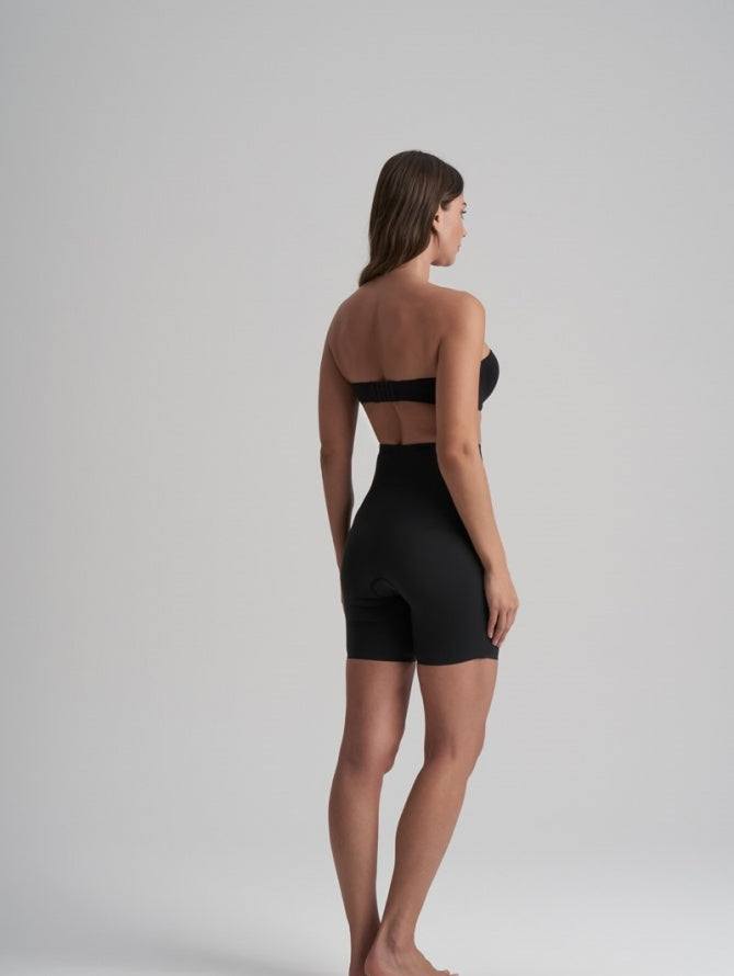 Itin stiprios kompresijos besiūliai formuojantys šortukai WAIST CONTROL BLACK
